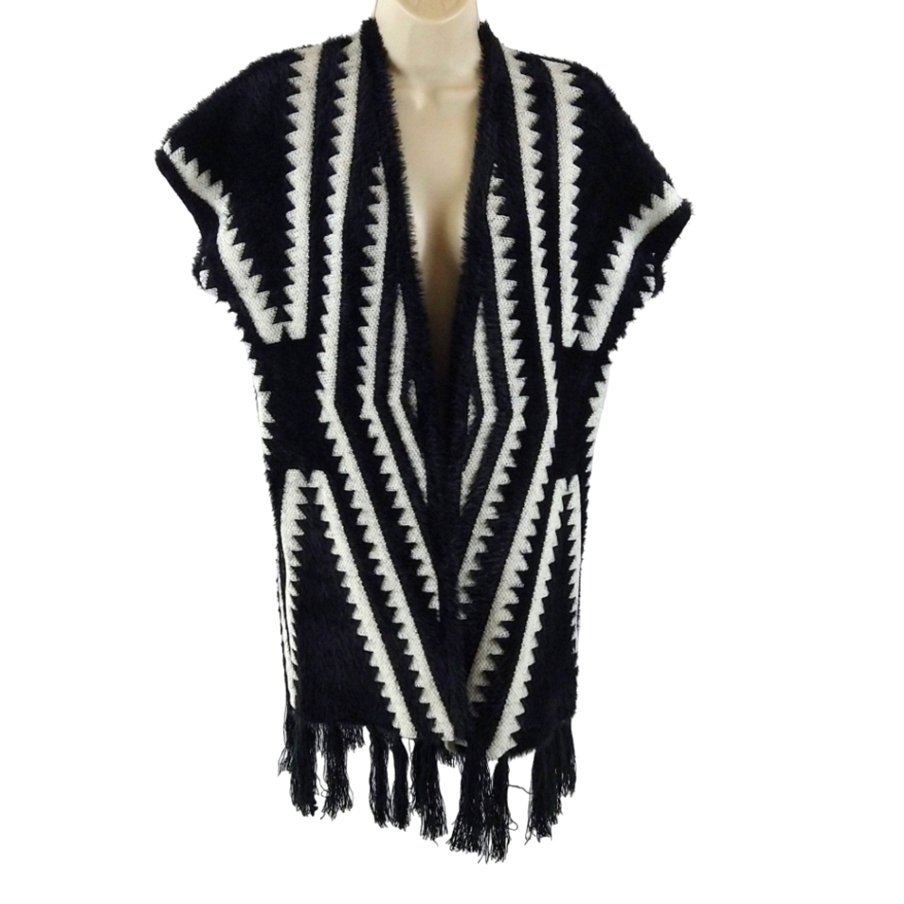 Marcus Adler black and white open front sweater